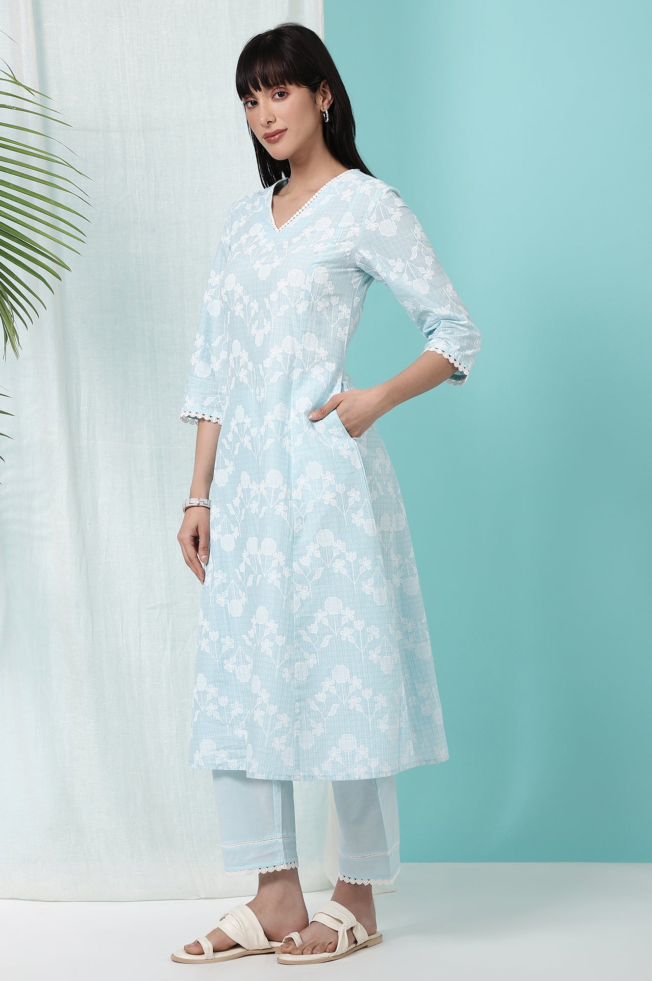 Sky Blue Floral Printed Pure Cotton Straight Kurta and Pants Co-ord Set - View 5