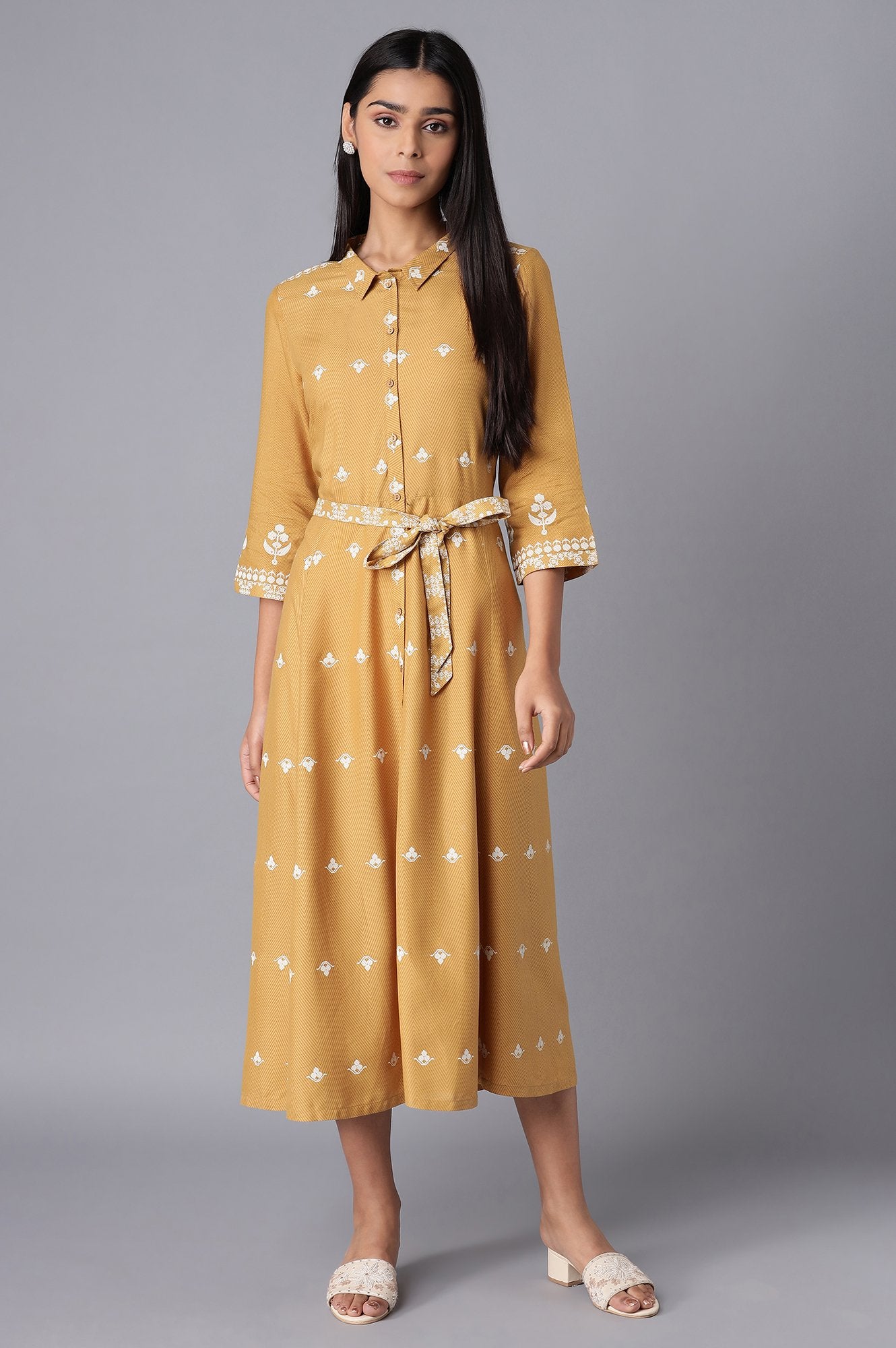Yellow Flared Panelled Dress - View 9